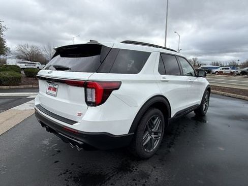 New 2026 Ford Explorer ST w/ Sun And Sound Package image 4