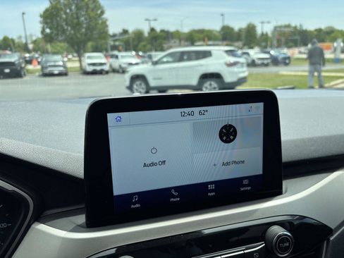 Used 2022 Ford Escape SE AWD/4WD image 9