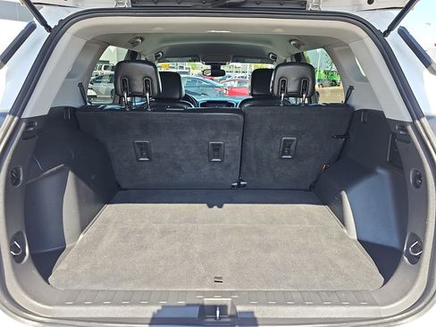 Used 2020 GMC Terrain SLT image 12