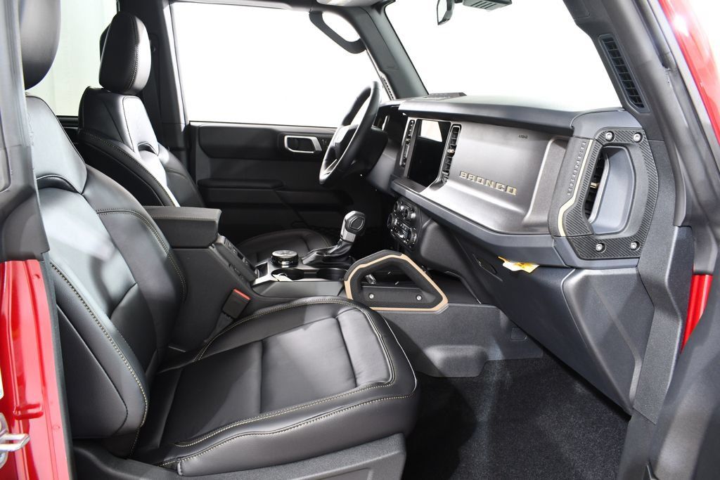 New 2026 Ford Bronco Badlands AWD/4WD image 10
