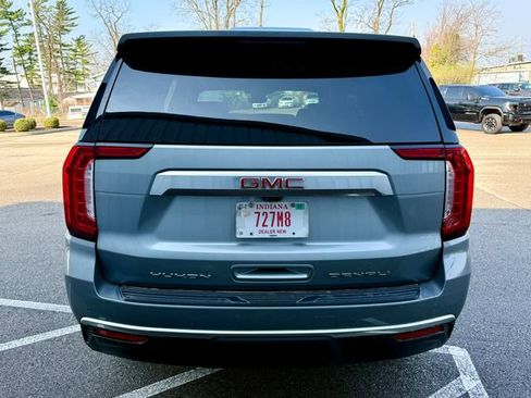 Used 2024 GMC Yukon Denali w/ Advanced Technology Package AWD/4WD image 5