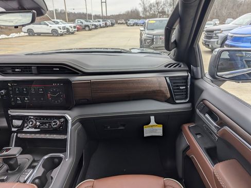 New 2026 GMC Sierra 1500 Denali Ultimate image 4