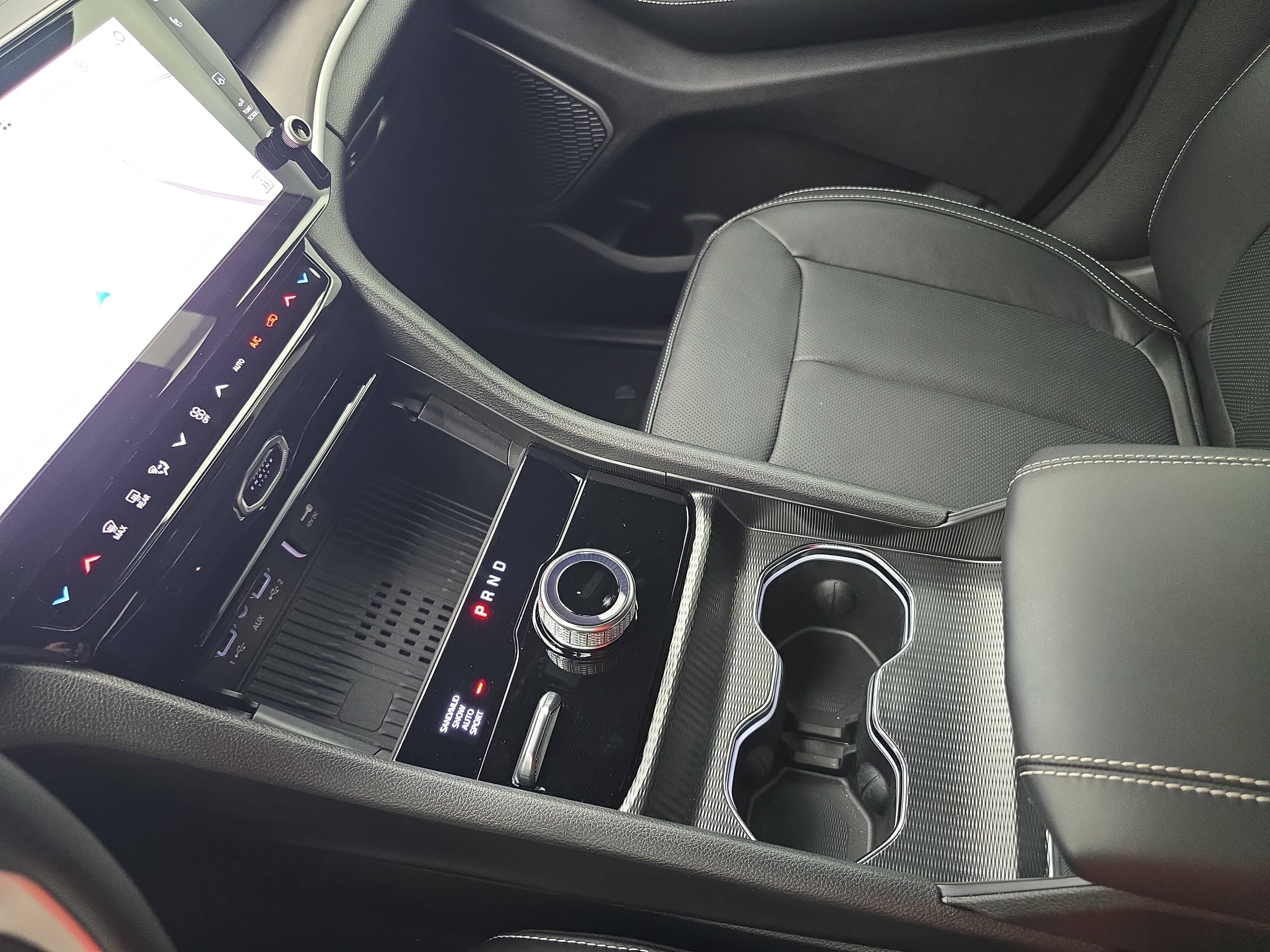 Used 2026 Jeep Grand Cherokee Limited AWD/4WD image 24