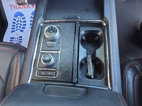 Certified 2024 Ford Expedition Limited image 18