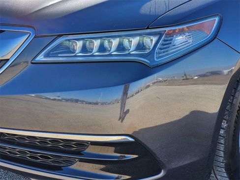 Used 2015 Acura TLX w/ Technology Package image 9