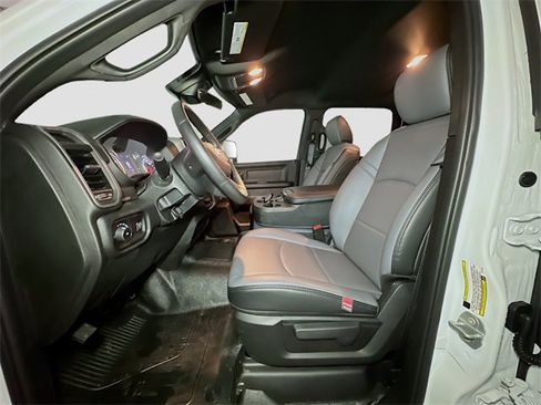 New 2026 RAM 3500 Tradesman w/ Chrome Appearance Group image 16