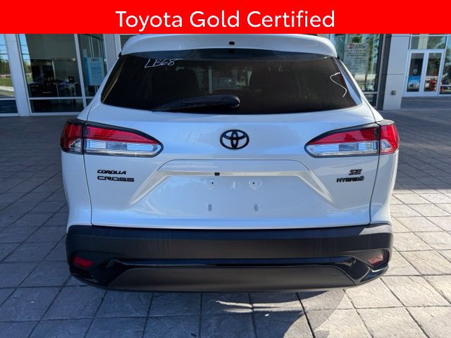 Certified 2023 Toyota Corolla Cross AWD Hybrid w/ Moonroof Package image 9