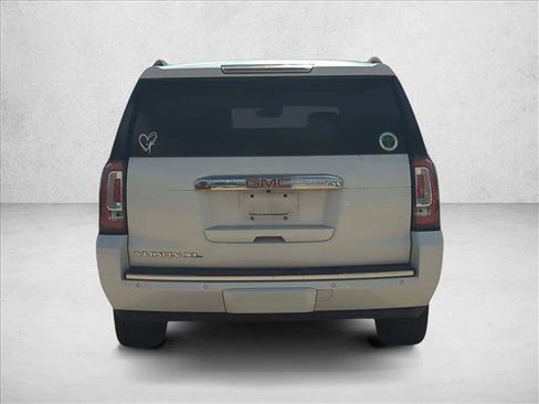 Used 2019 GMC Yukon XL Denali w/ Denali Ultimate Package image 6