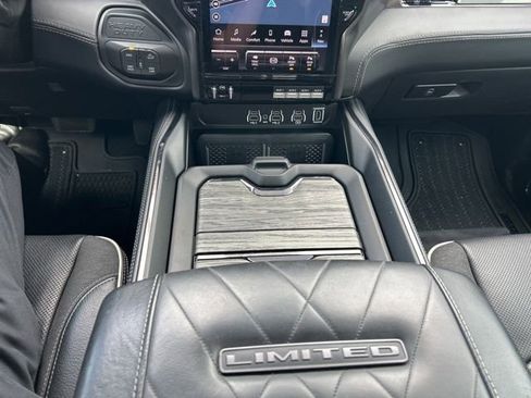 Used 2025 RAM 2500 Limited image 24