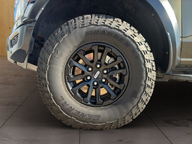Used 2025 Ford F150 Raptor AWD/4WD image 35