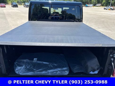 Used 2023 Jeep Gladiator Mojave w/ LED Lighting Group AWD/4WD image 7