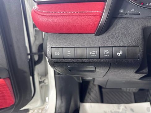Used 2022 Toyota Camry XSE image 22