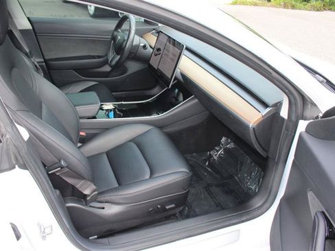 Used 2018 Tesla Model 3 Performance AWD/4WD image 9