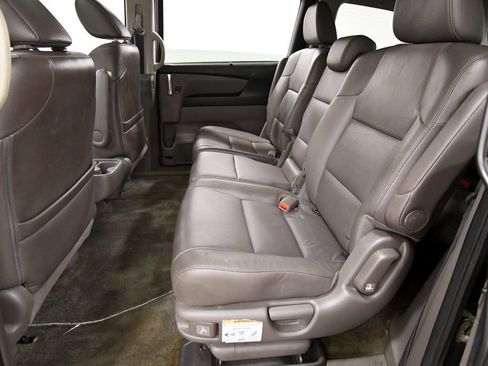 Used 2016 Honda Odyssey EX-L image 15