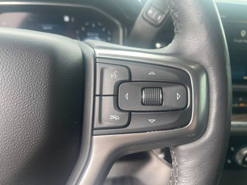 Used 2022 Chevrolet Silverado 1500 LT AWD/4WD image 22