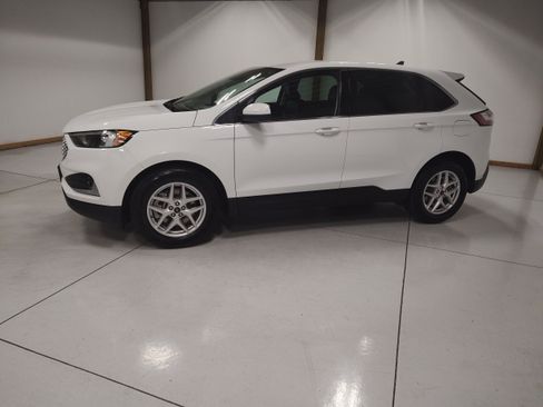 Used 2024 Ford Edge SEL AWD/4WD image 4