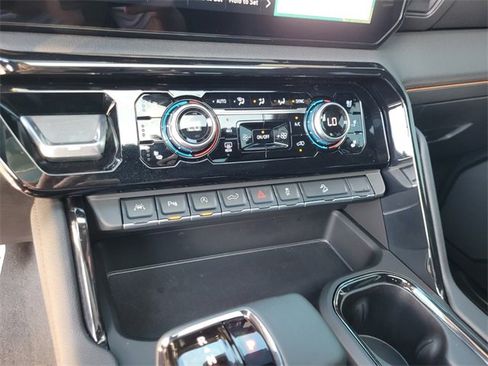 Certified 2025 GMC Sierra 1500 AT4 w/ AT4 Premium Package image 28