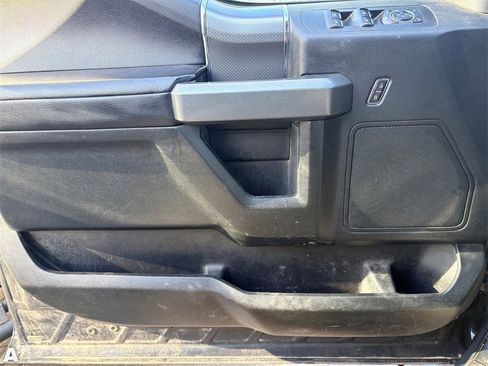 Used 2016 Ford F150 XLT w/ Equipment Group 301A Mid image 10