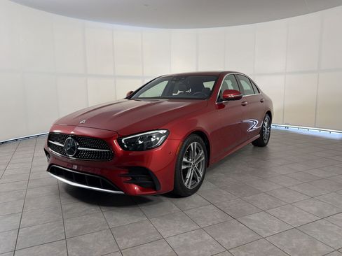 Used 2023 Mercedes-Benz E 350 Sedan image 1