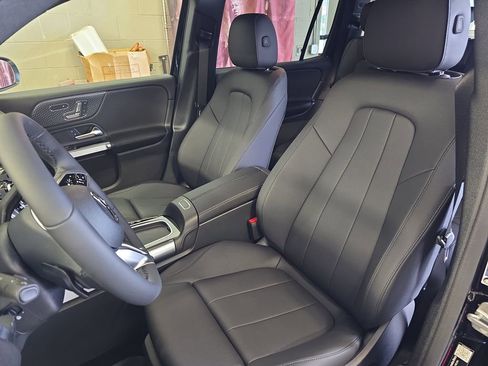 New 2026 Mercedes-Benz GLB 250 GLB 250 image 18