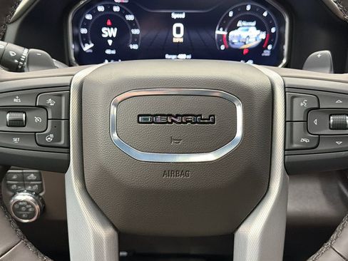 Used 2026 GMC Sierra 1500 Denali w/ Denali Reserve Package AWD/4WD image 28