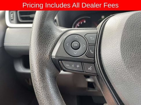 Used 2025 Toyota RAV4 XLE AWD/4WD image 25