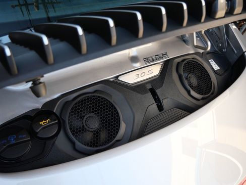 Used 2020 Porsche 911 Carrera 4S image 19