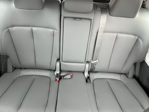 Used 2025 Hyundai Ioniq 5 SEL image 16