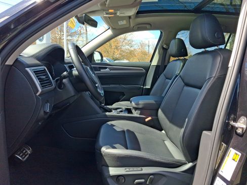 Used 2019 Volkswagen Atlas SEL R-Line image 15