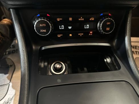 Used 2015 Mercedes-Benz CLA 250 image 21