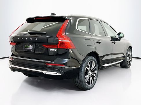 Used 2023 Volvo XC60 B5 Plus w/ Climate Package image 9