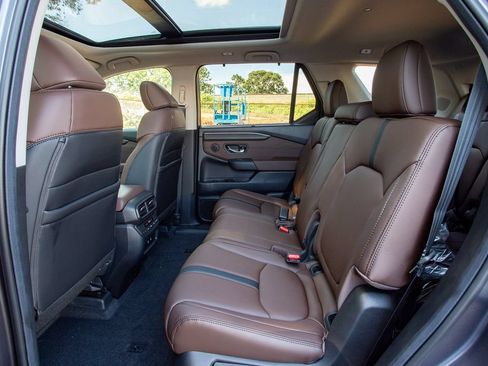 New 2026 Honda Pilot Touring image 11