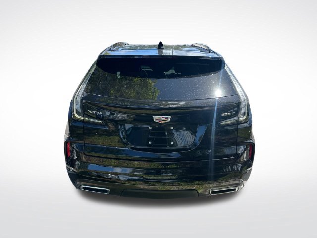 Used 2025 Cadillac XT4 Sport FWD image 4
