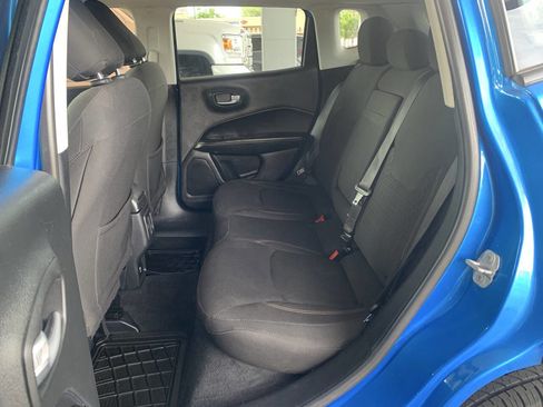 Used 2017 Jeep Compass Sport FWD image 8