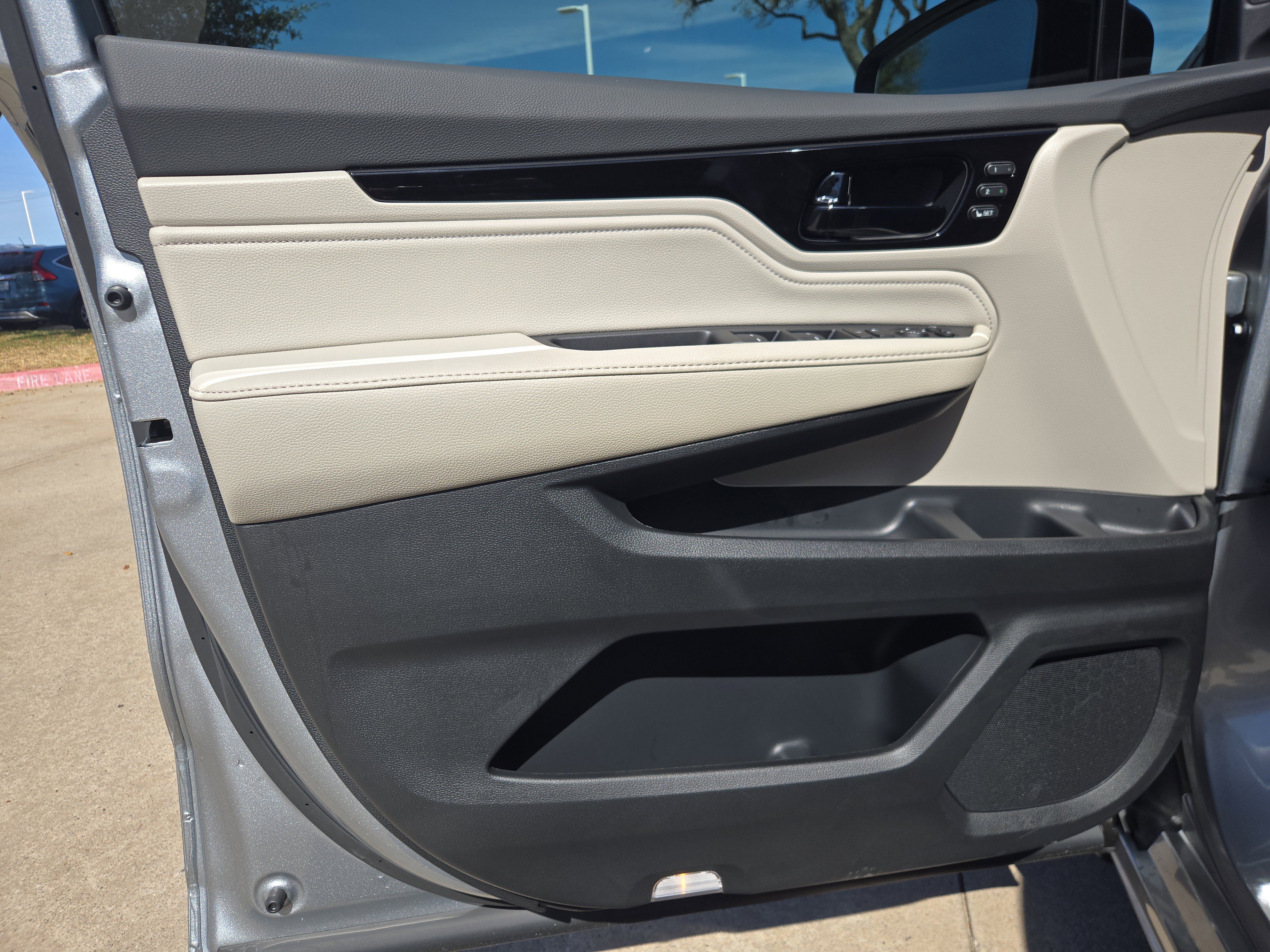 New 2027 Honda Odyssey Elite image 13