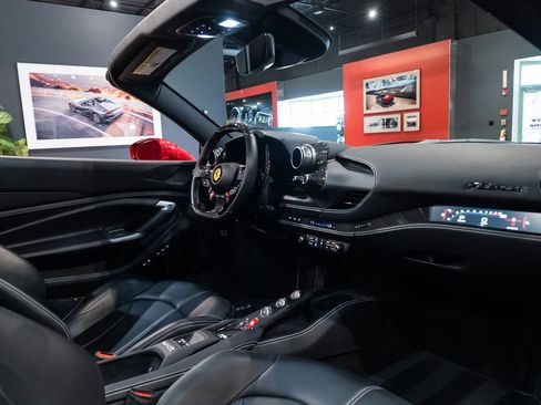 Certified 2023 Ferrari F8 Tributo RWD image 38