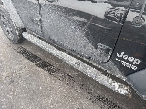 Used 2018 Jeep Wrangler Unlimited Sport image 10