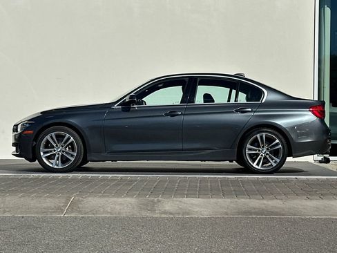 Used 2018 BMW 330i Sedan RWD image 6