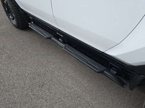 New 2025 GMC Hummer EV 3X w/ Battery Pack, 24 Module Pack image 6