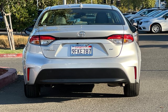 Used 2023 Toyota Corolla LE FWD image 5