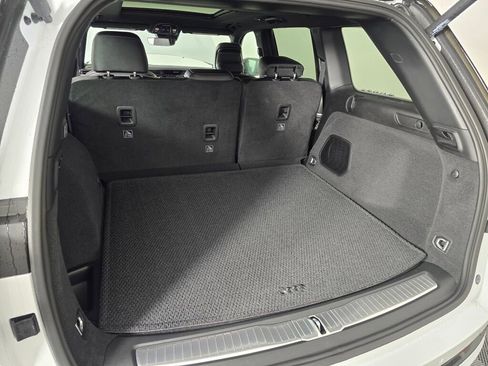 New 2025 Jeep Grand Cherokee Summit w/ Obsidian Package image 15