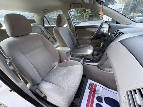 Used 2009 Toyota Corolla image 21