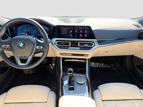 Used 2023 BMW 430i Coupe w/ Premium Package image 21