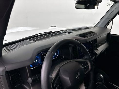 New 2026 Ford Bronco Big Bend w/ Black Diamond Package AWD/4WD image 9