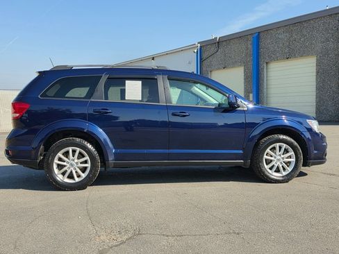 Used 2018 Dodge Journey SXT w/ Connectivity Group AWD/4WD image 6