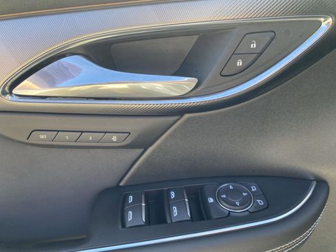 Used 2025 Buick Envision Sport Touring image 19