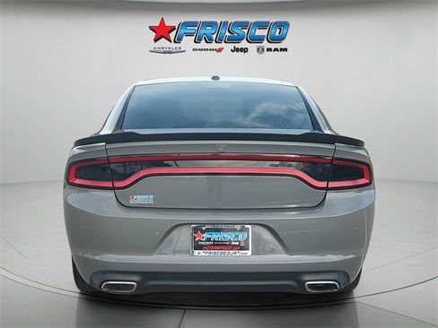 Certified 2018 Dodge Charger SXT w/ Blacktop Package image 8