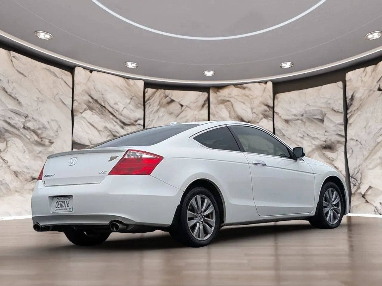 Used 2010 Honda Accord EX-L image 11