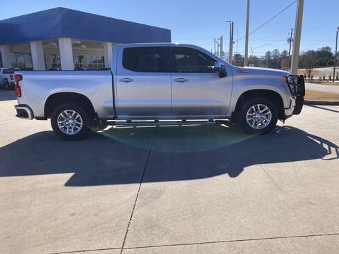 Used 2019 Chevrolet Silverado 1500 LT w/ All-Star Edition image 5