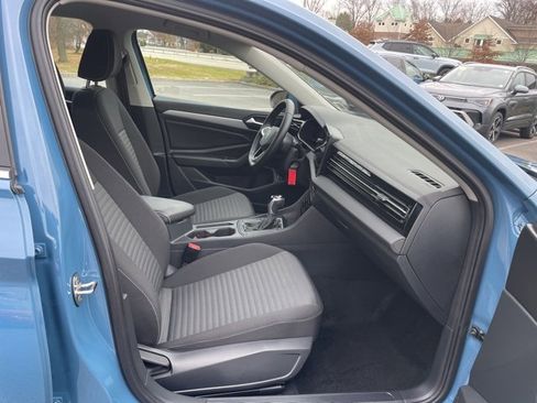 Certified 2025 Volkswagen Jetta S image 11